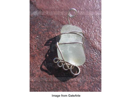 sea glass pendant from GateArte