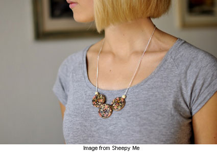 easy button necklace from Aukse at Sheepy Me