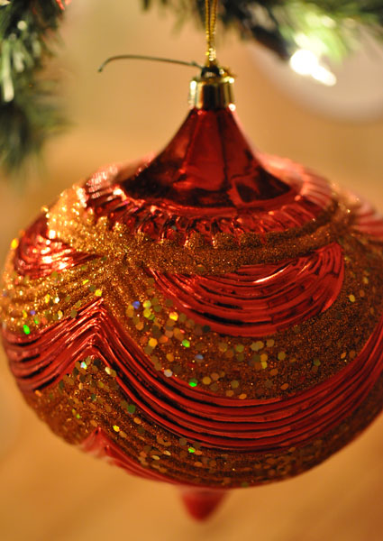 large ornament with glitter