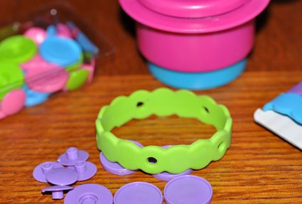 The giveaway inlcudes the Crafty Band Starter Kit and one completed band.