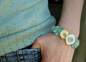 Button Bracelet